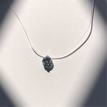 Load image into Gallery viewer, Female Transparent Fishing Line Necklace