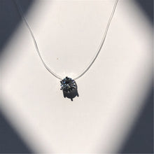 Load image into Gallery viewer, Female Transparent Fishing Line Necklace