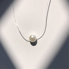 Load image into Gallery viewer, Female Transparent Fishing Line Necklace