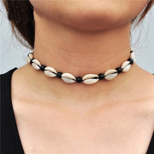 Load image into Gallery viewer, Natural shell choker necklace